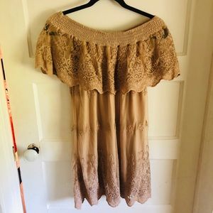 Super cute off the shoulder lace dress